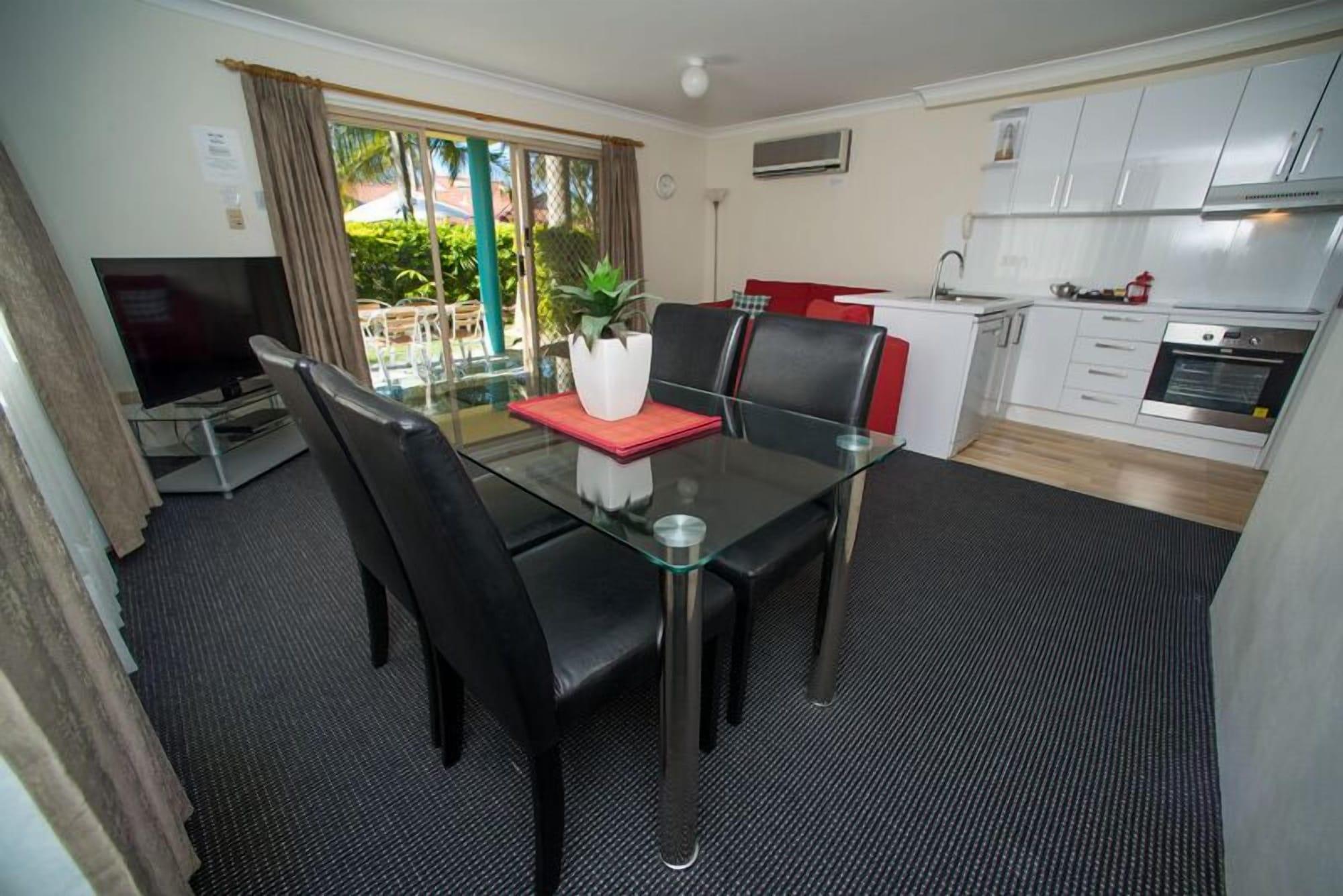 Beaches Serviced Apartments Nelson Bay Exterior photo