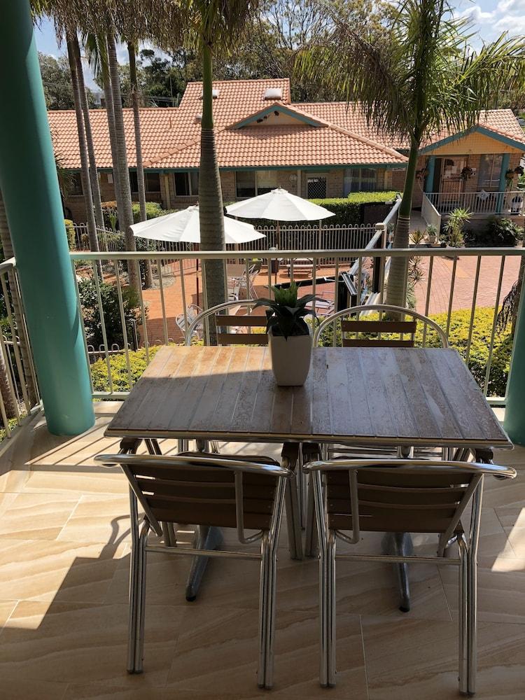 Beaches Serviced Apartments Nelson Bay Exterior photo